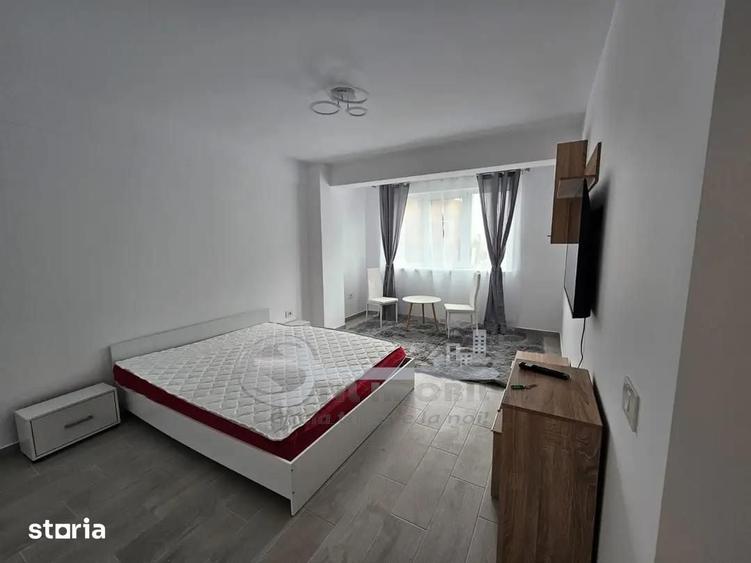 Garsonieră decomandată în Valea Lupului