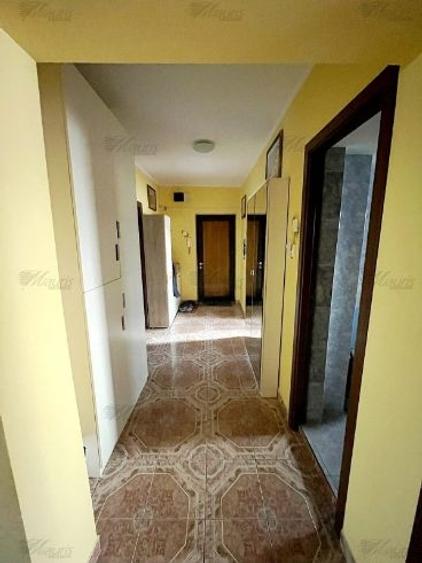 Apartament cu 3 camere decomandat în P-ța Unirii