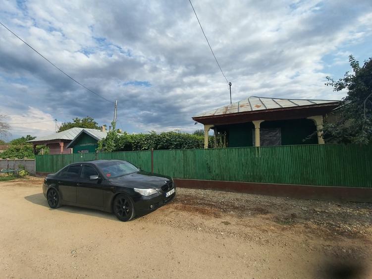 Casă cu 4 camere în Cetatea
