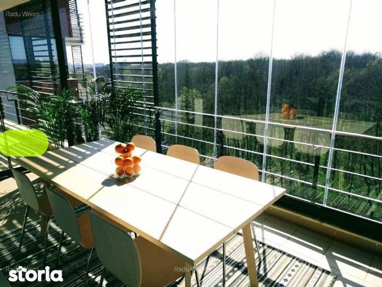 Apartament cu 4 camere decomandat, mobilat în Central