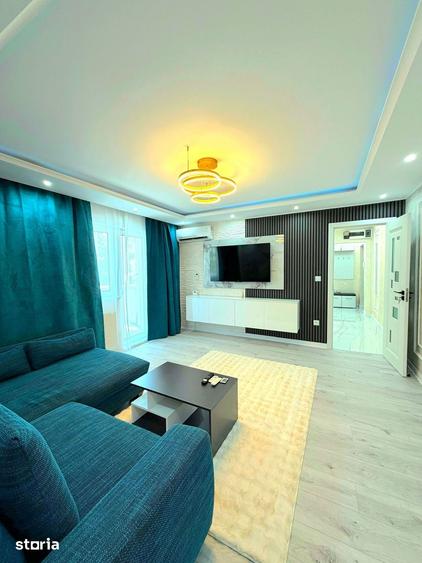 Apartament cu 3 camere semidecomandat în Șagului