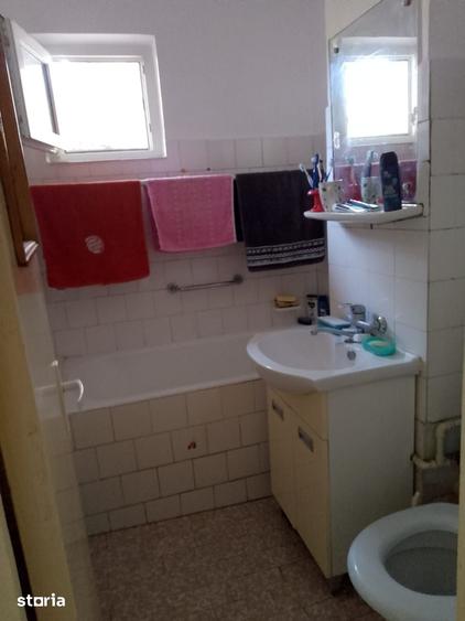 Apartament cu 2 camere semidecomandat în Hipodrom