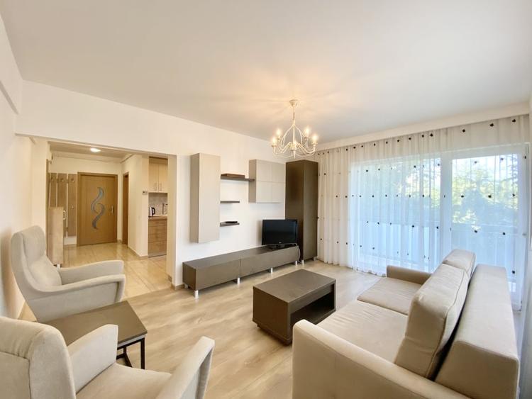 Apartament cu 2 camere semidecomandat, mobilat în Zorilor