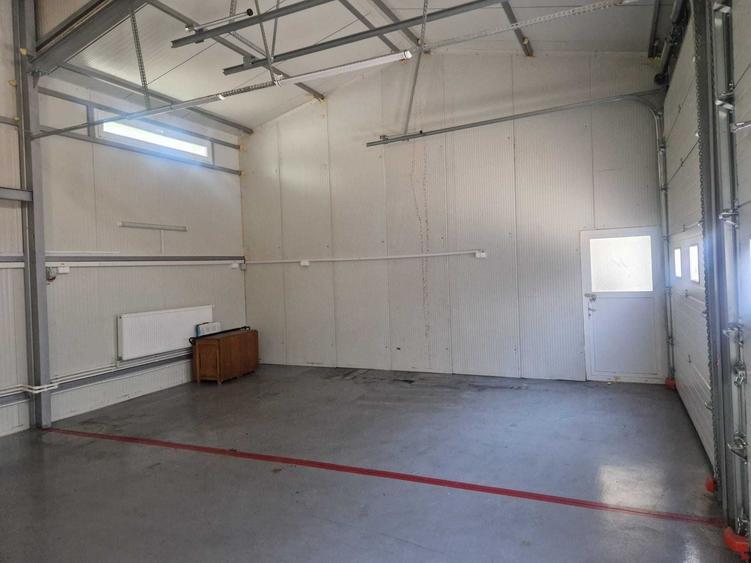 Proprietar inchiriez spatiu comercial Targu din Vale - 4