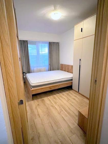 Apartament cu 3 camere semidecomandat în Mărăști