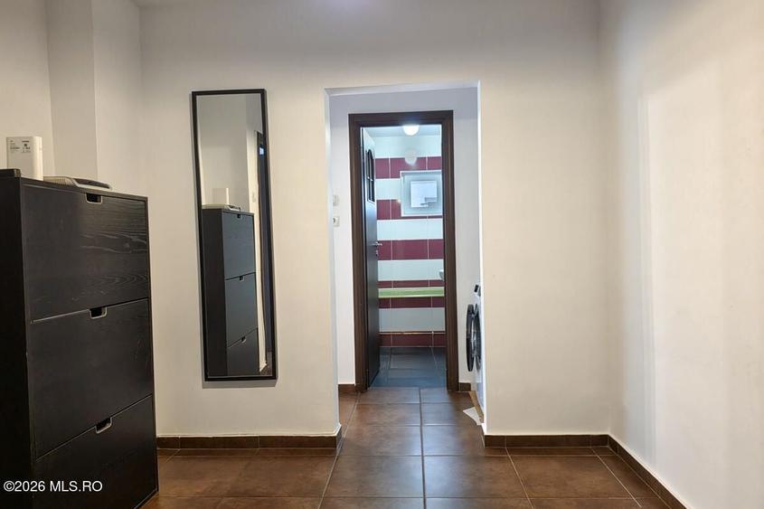 Apartament cu 2 camere decomandat, mobilat în Aradului