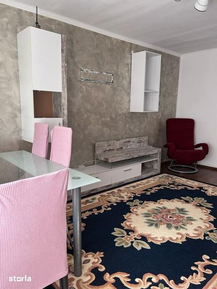 Apartament cu 3 camere decomandat în Obcini