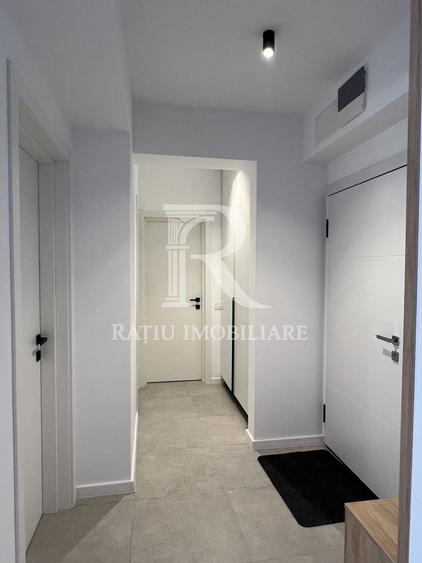 Apartament cu 3 camere decomandat, mobilat în Calea Aradului