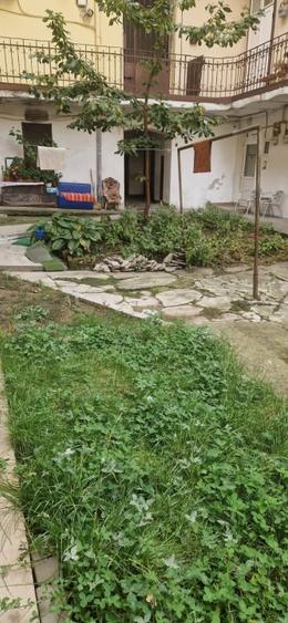 Apartament cu 2 camere decomandat în P-ța Mihai Viteazul