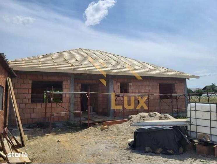 Casă cu 4 camere în Mocira