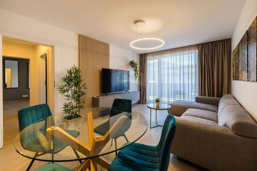 Apartament 2 camere de închiriat Urban Plaza Brașov, mobilat lux - 1
