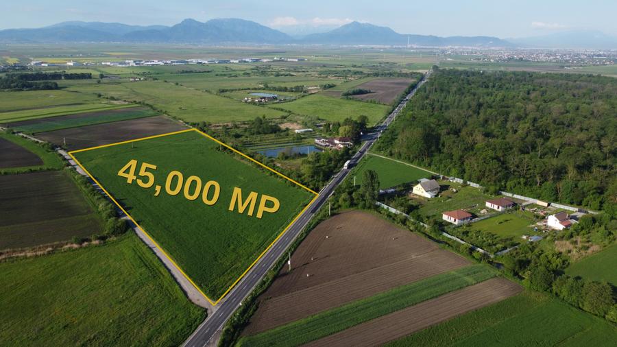 Teren Construcții intravilan de 45000 mp, în Prejmer