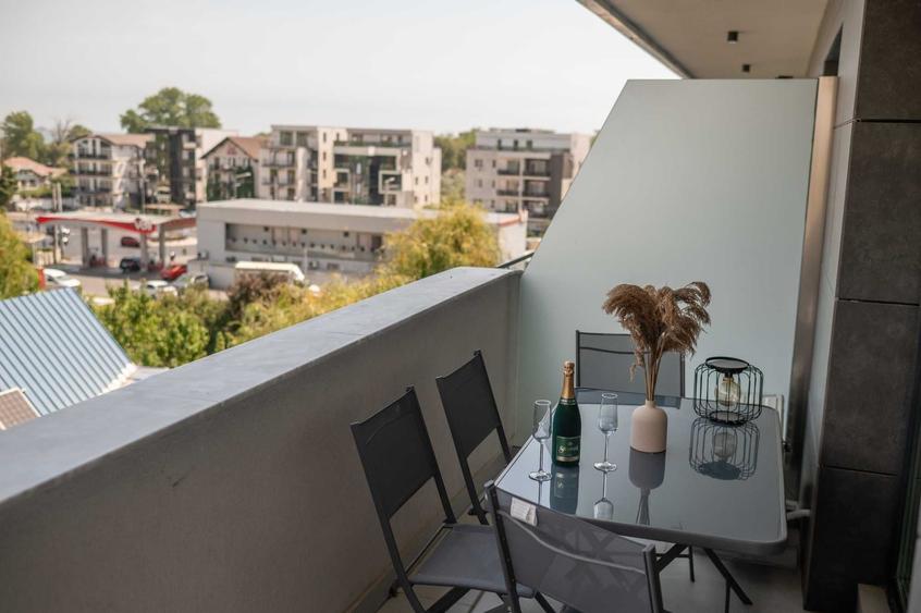Apartament cu 2 camere nedecomandat în Nord