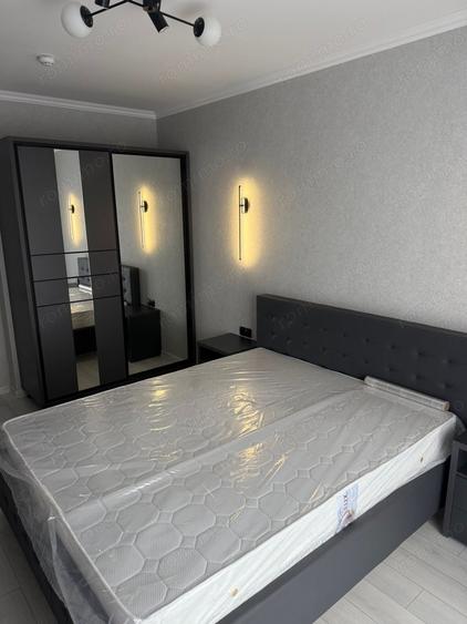 Apartament cu 3 camere decomandat în Tipografilor