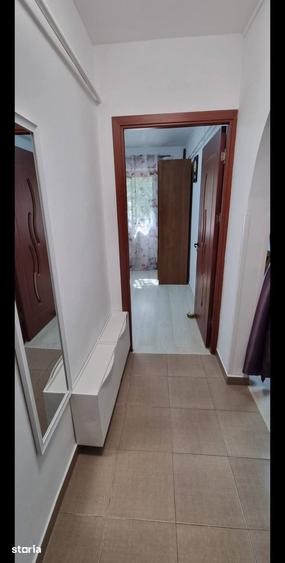 Apartament cu 2 camere semidecomandat în Faleza Nord