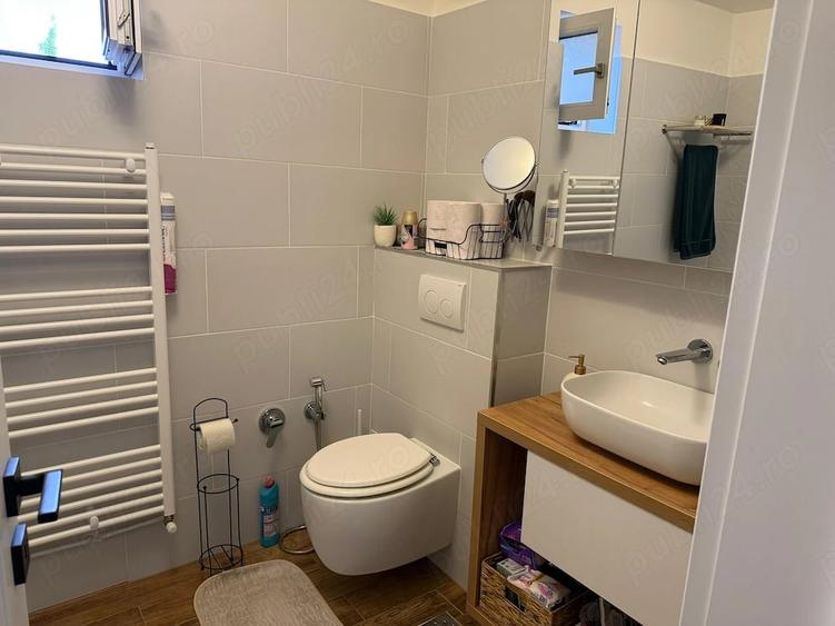 Casă cu 4 camere cu Teren 504 Mp în Central