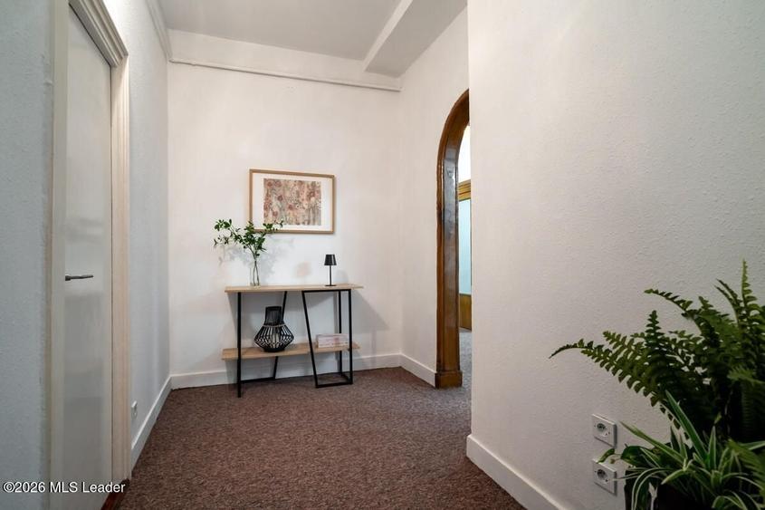 Apartament cu 2 camere decomandat în Drumul Taberei