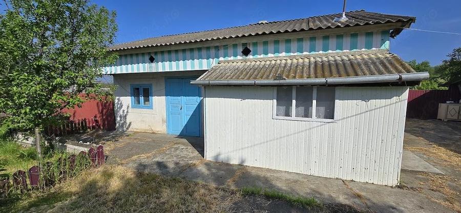 casa de vanzare in Carasa - 3