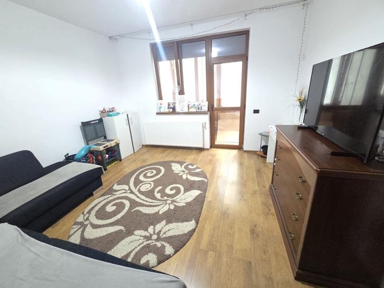 Apartament cu 2 camere decomandat în Hărmanului