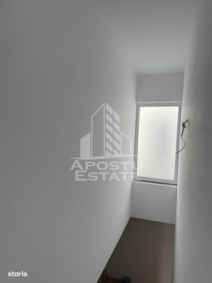 Casă cu 4 camere în Ghiroda