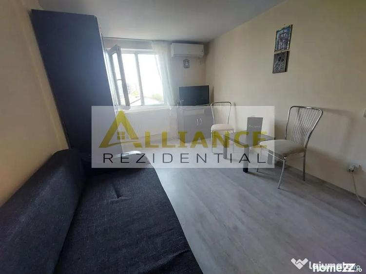 Apartament cu 2 camere decomandat în Exterior Vest
