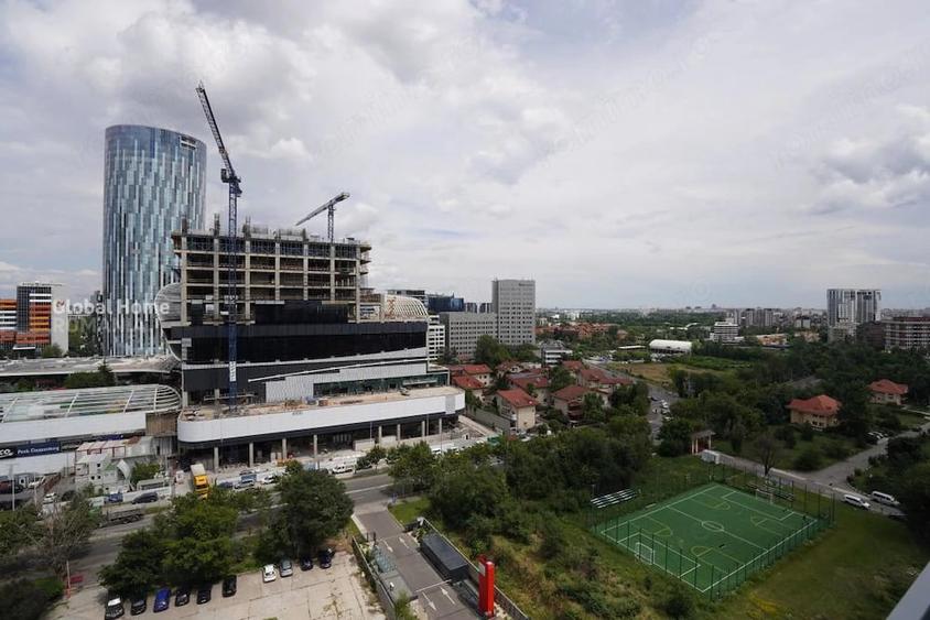Apartament cu 3 camere decomandat în Aviației