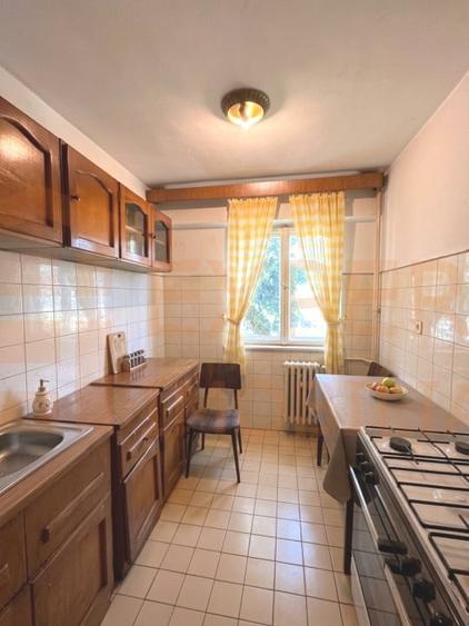 Apartament cu 3 camere decomandat în Tomis Nord