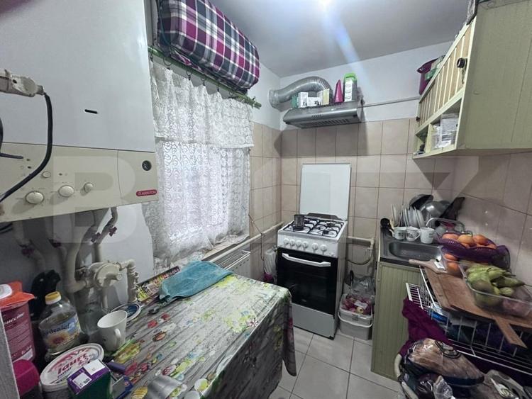 Garsonieră decomandată, mobilată în Victoria