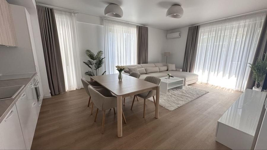 Apartament cu 3 camere în Țiglina 1