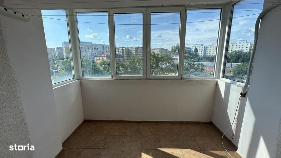 Apartament cu 2 camere semidecomandat în Rahova