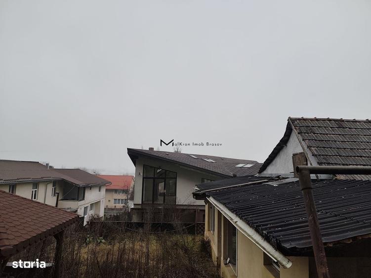 Casă cu 4 camere în Carierei