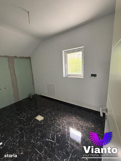 Casă cu 4 camere cu Teren 235 Mp în Gura Râului