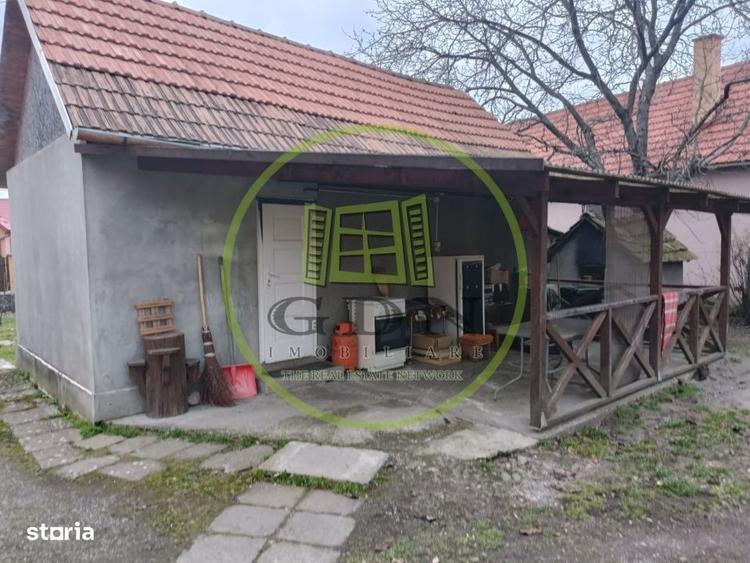Casă cu 4 camere în Ideciu de Sus