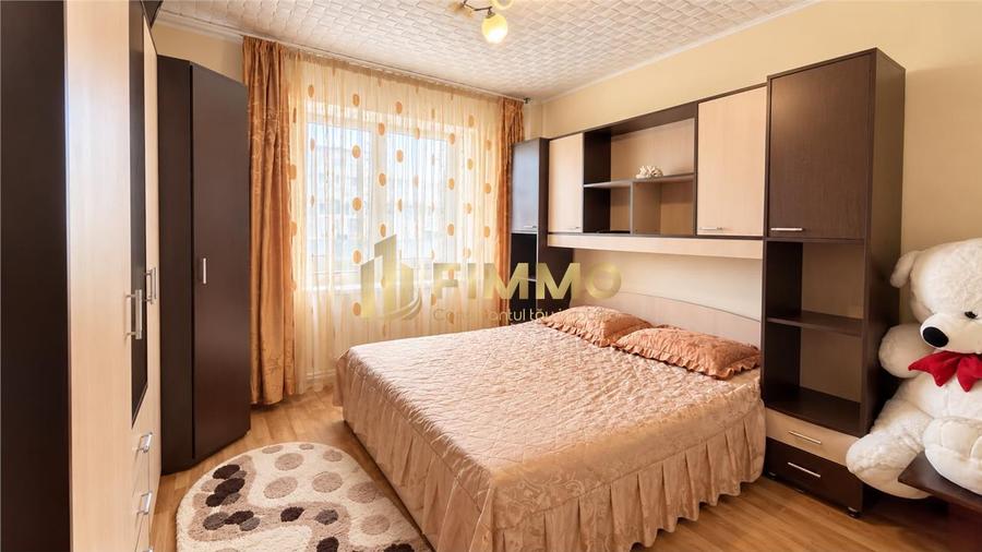 Apartament cu 3 camere decomandat în George Enescu