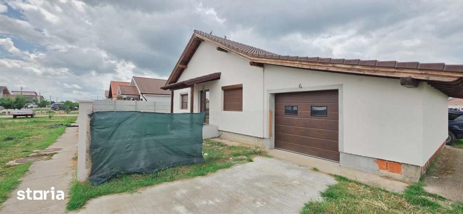 Casă cu 2 camere cu Teren 580 Mp în Sântandrei