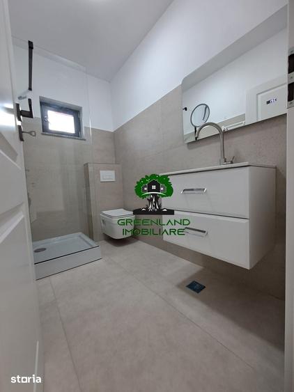 Casă cu 5 camere decomandat cu Teren 500 Mp în Bucium