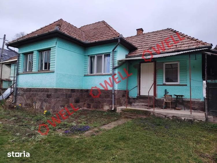 Casă cu 3 camere cu Teren 796 Mp în Malnaș
