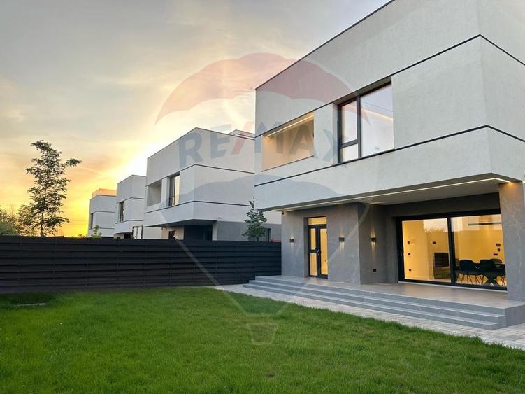 Vila moderna de inchiriat cu 5 camere, prima inchiriere - 1