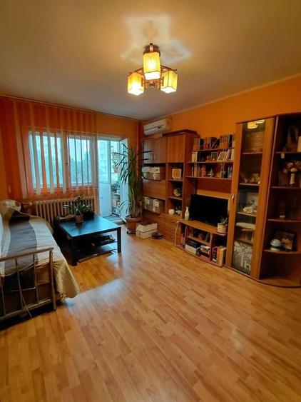 Apartament semidecomandat în Pantelimon