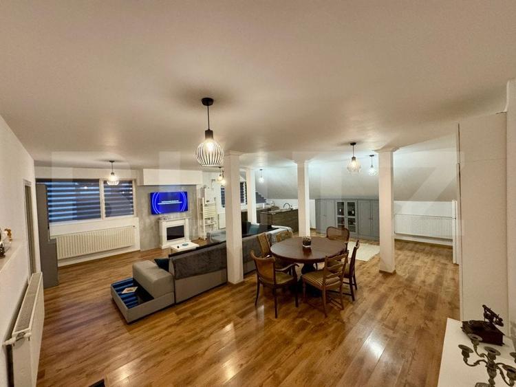 Apartament cu 3 camere decomandat, mobilat în Cârcea