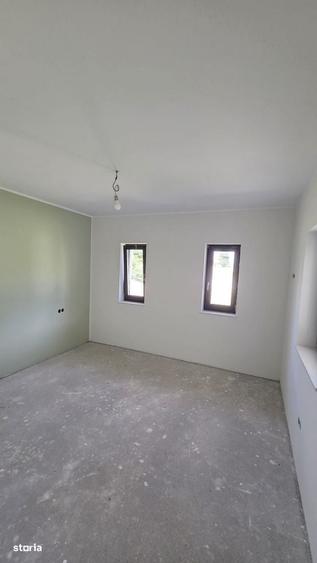 Casă cu 3 camere în Viile Satu Mare