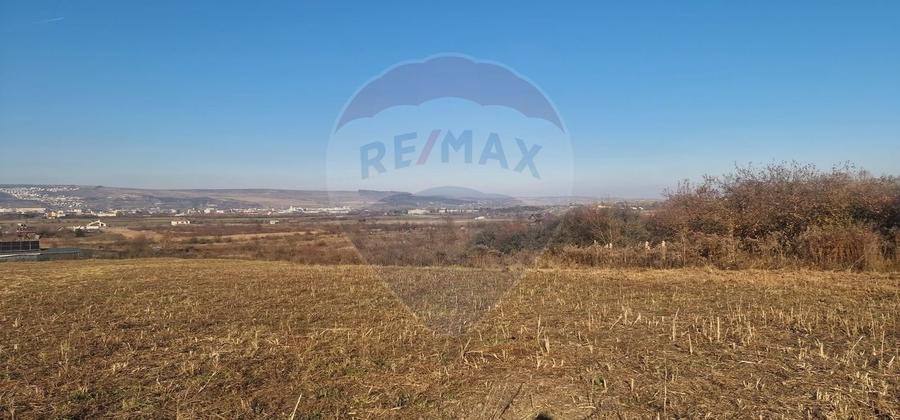 Teren Construcții intravilan de 518 mp, în Sopor