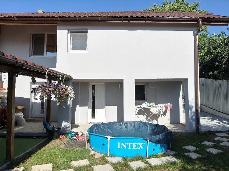 Casă cu Teren 290 Mp în Central
