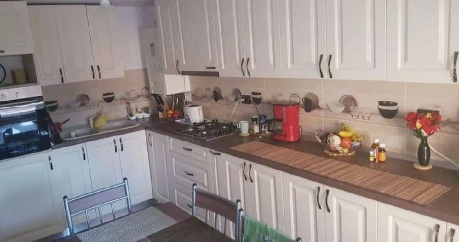 Casă cu 1 camere cu Teren 653 Mp în Exterior Vest
