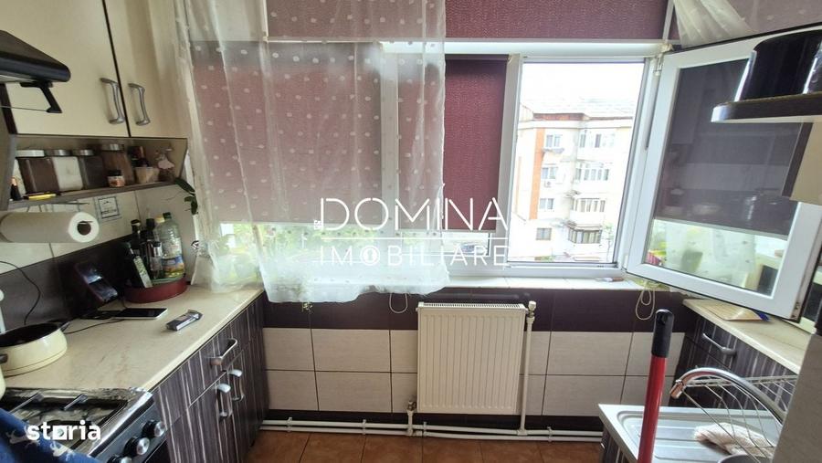 Apartament cu 3 camere decomandat în 9 Mai