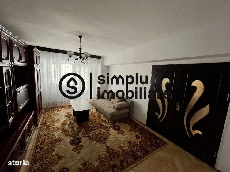 Apartament cu 3 camere decomandat în Central