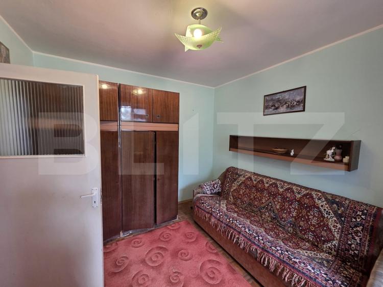 Apartament cu 2 camere semidecomandat, mobilat în Micro 19