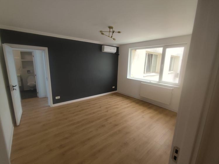Apartament cu 3 camere semidecomandat, mobilat în Gara de Nord