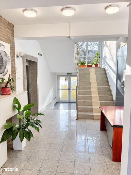 Apartament cu 3 camere în Sântandrei