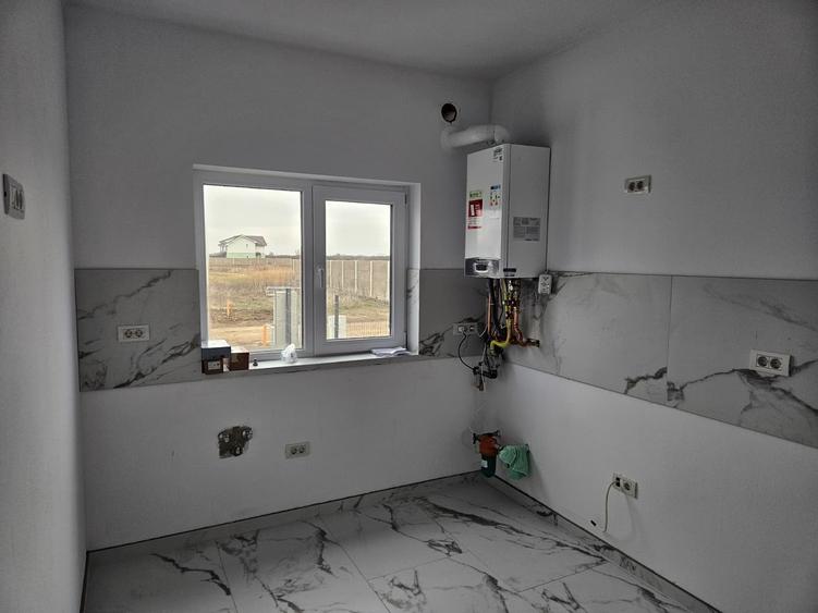 Duplex cu 3 camere cu Teren 255 Mp în Moșnița Veche